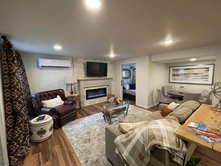 Апартаменты Utah Valley Retreat - Luxurious Self Check-In Apt, Uvu Byu, Ev Charge Орем Экстерьер фото